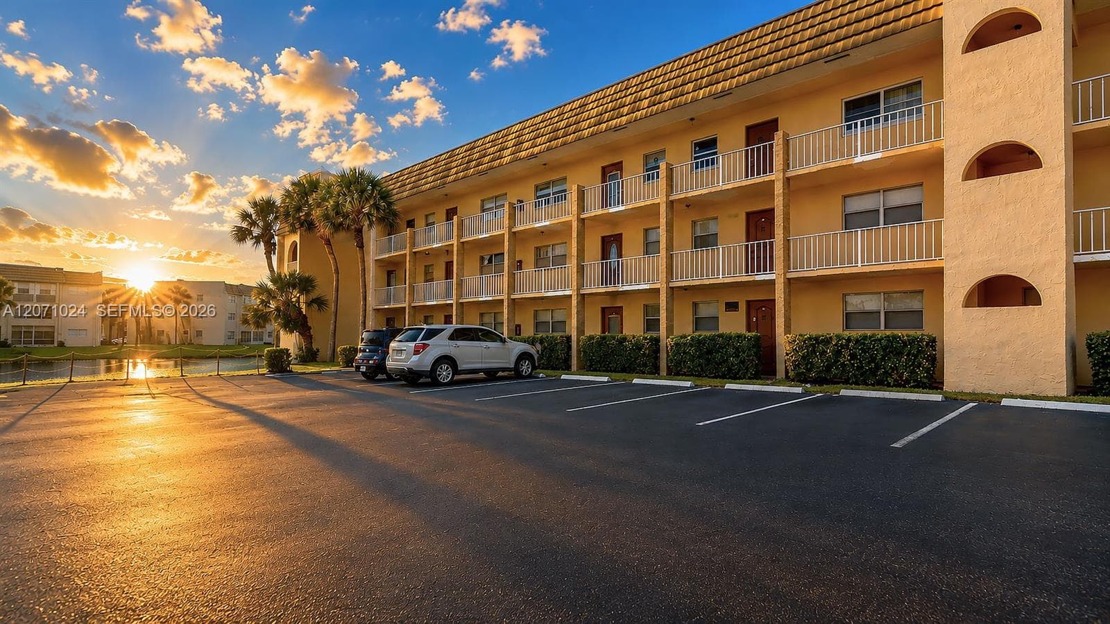 8500 Sunrise Lakes Blvd # 201, Sunrise, FL 33322 — zdjęcie 2
