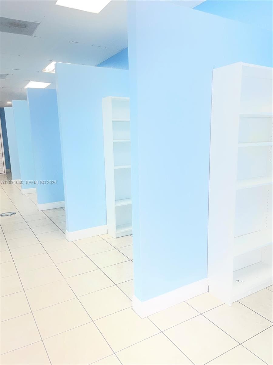 4226 W 16th Ave, Hialeah, FL 33012 — zdjęcie 4