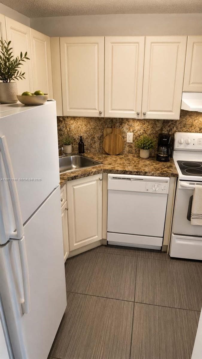 10900 SW 196th St # 315, Cutler Bay, FL 33157 — zdjęcie 2