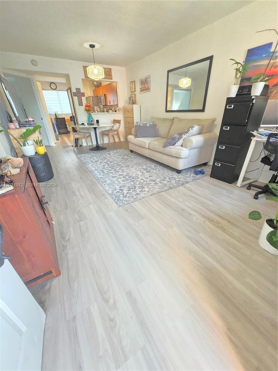 7205 NW 173rd Dr # 604-6, Hialeah, FL 33015 — zdjęcie 2