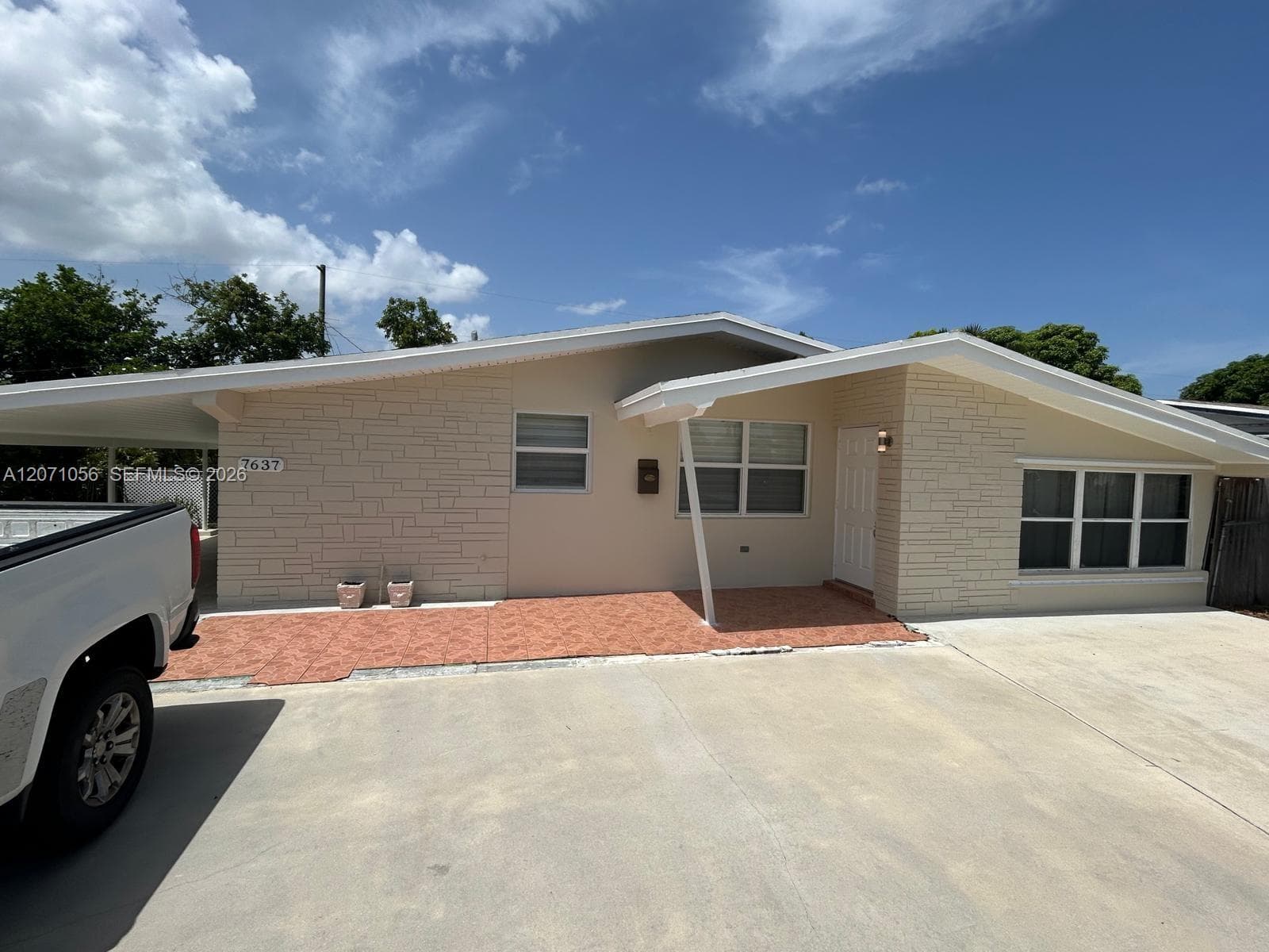 7637 Ramona St, Miramar, FL 33023 — zdjęcie 2