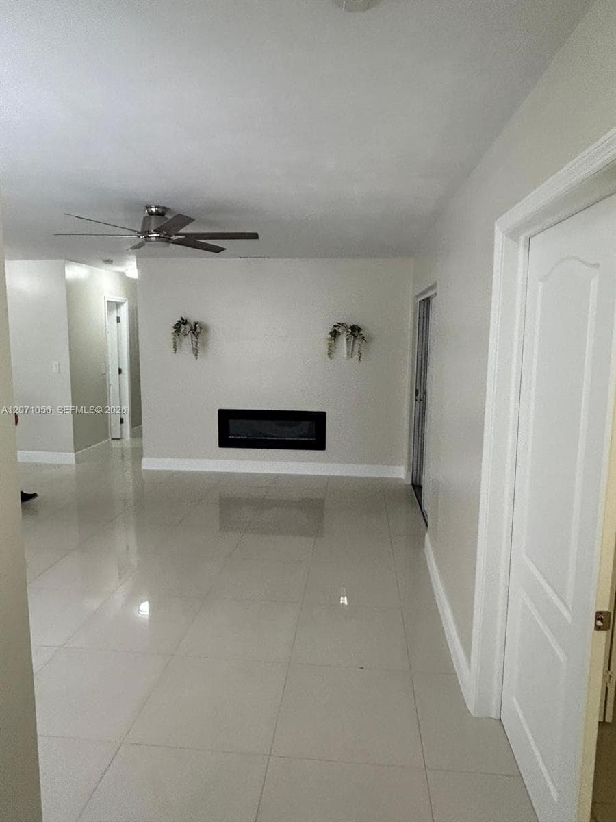 7637 Ramona St, Miramar, FL 33023 — zdjęcie 3