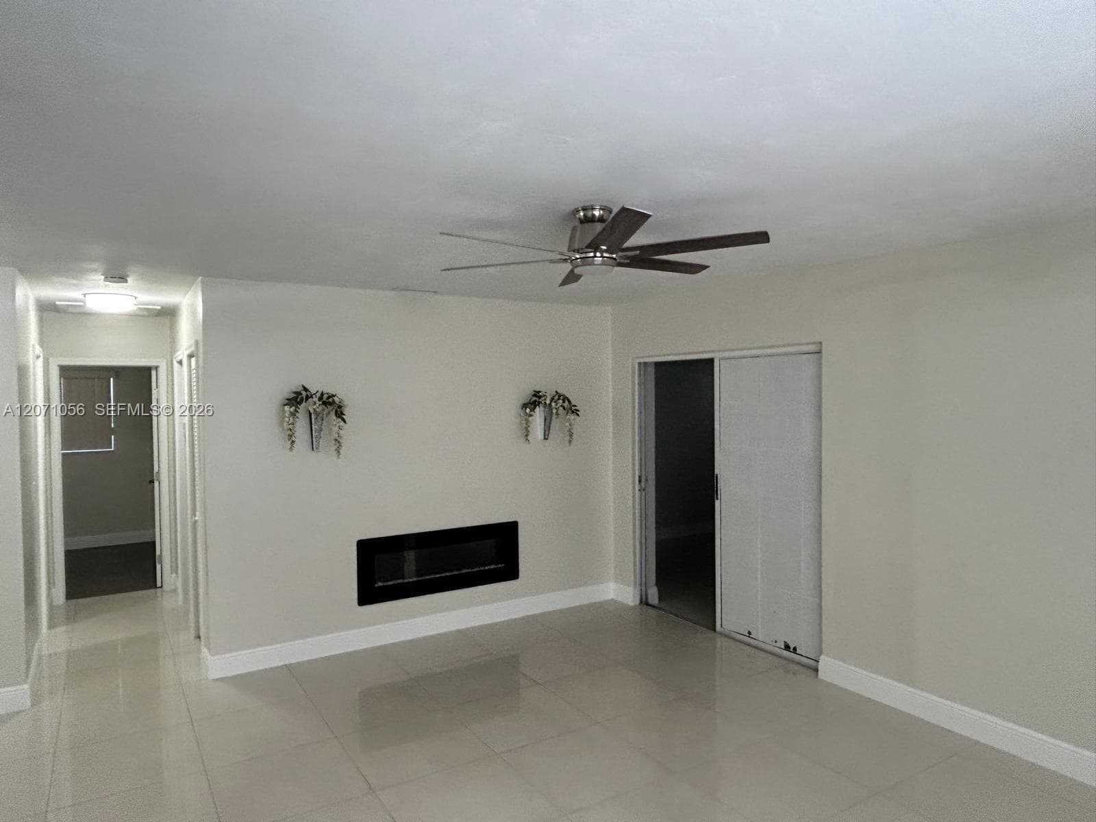 7637 Ramona St, Miramar, FL 33023 — zdjęcie 4