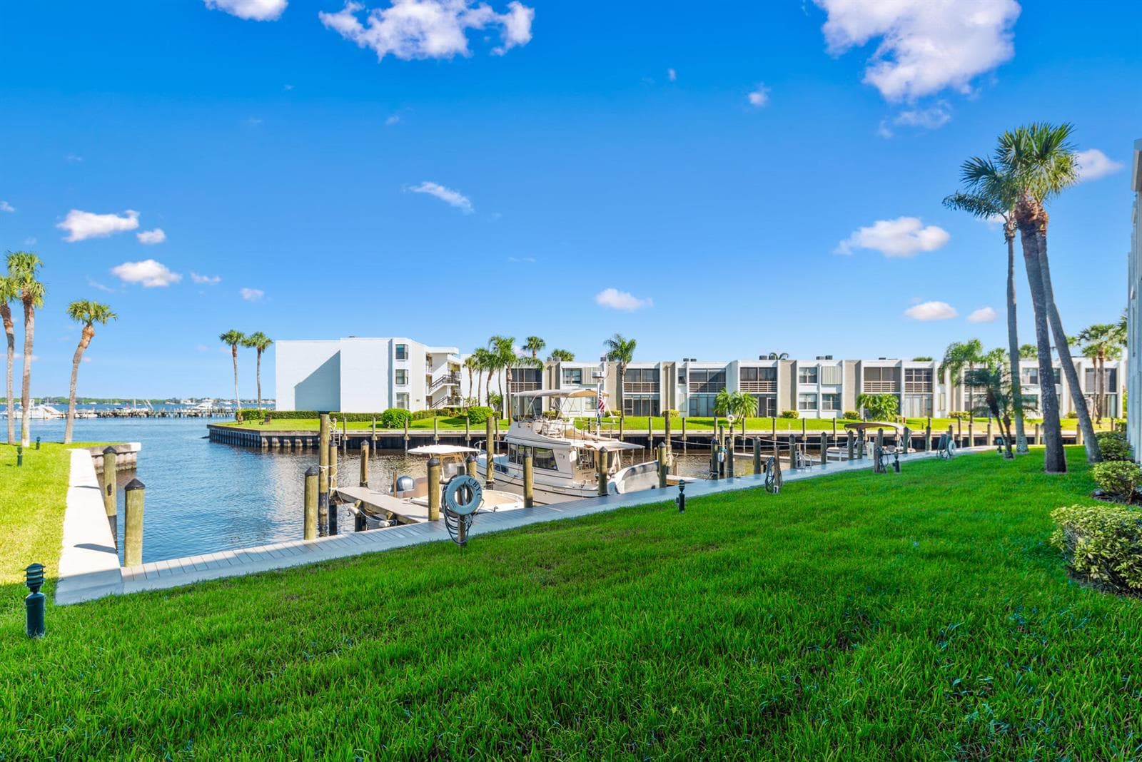 1950 SW PALM CITY Road # 12-103, Stuart, FL 34994 — zdjęcie 4