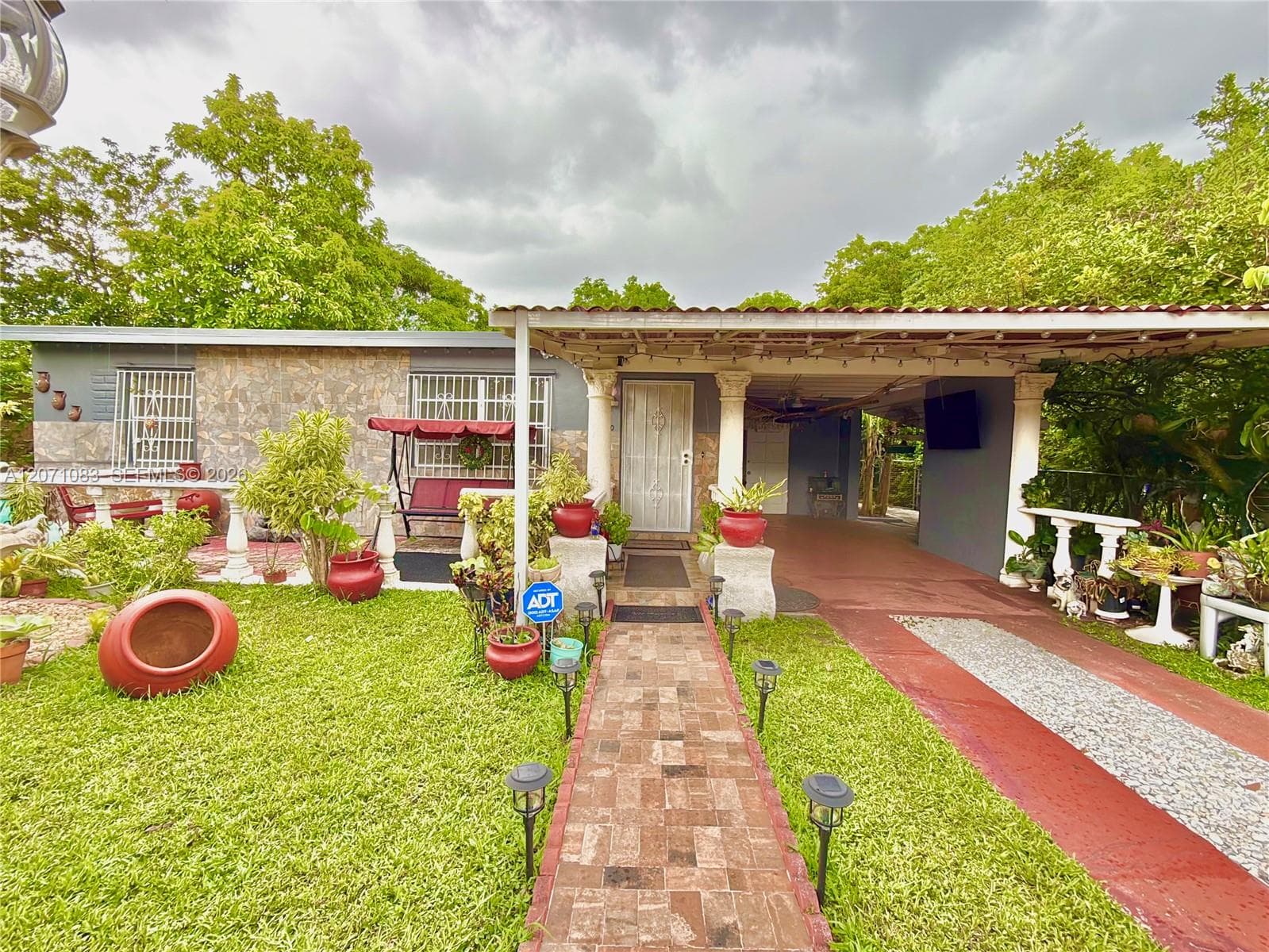 12550 NW 1st Ave, North Miami, FL 33168 — zdjęcie 3