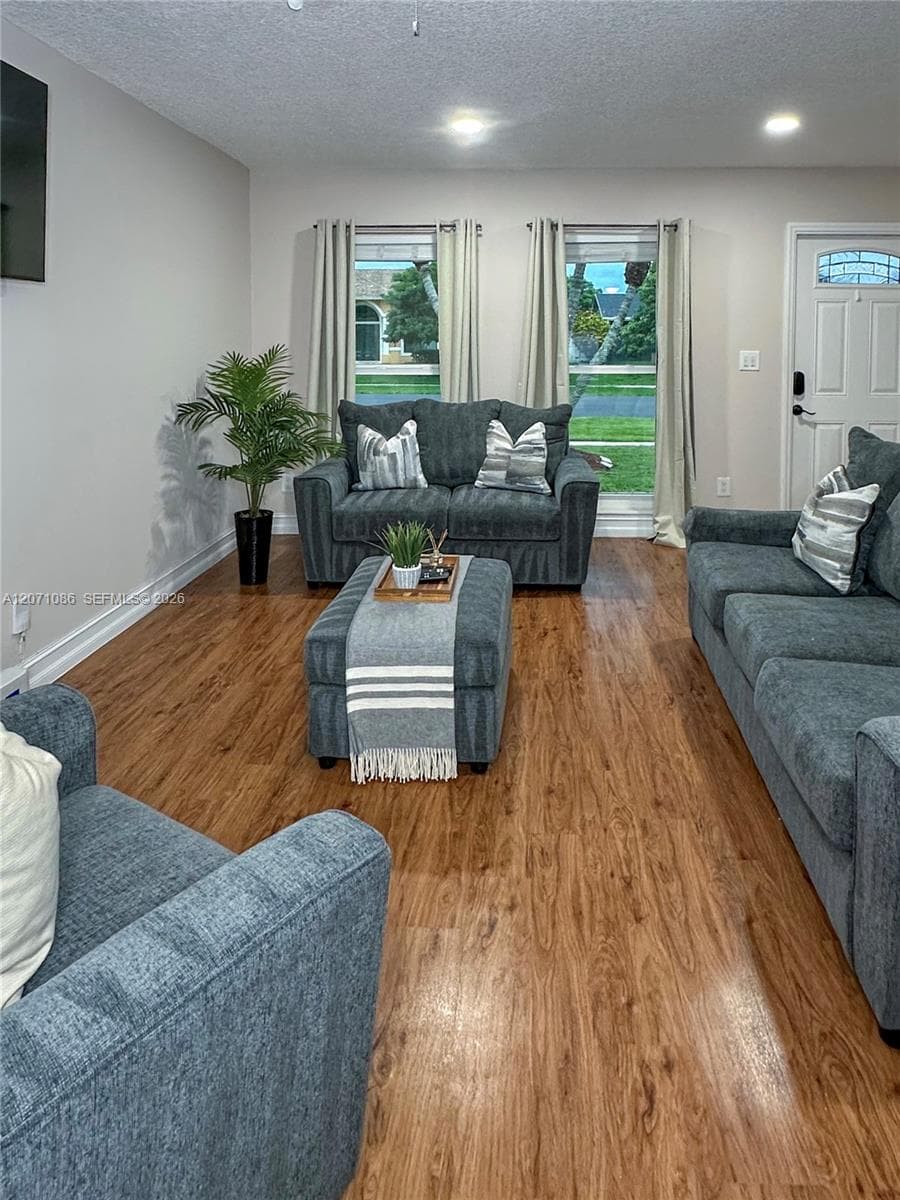 177 Dove Cir, Royal Palm Beach, FL 33411 — zdjęcie 2