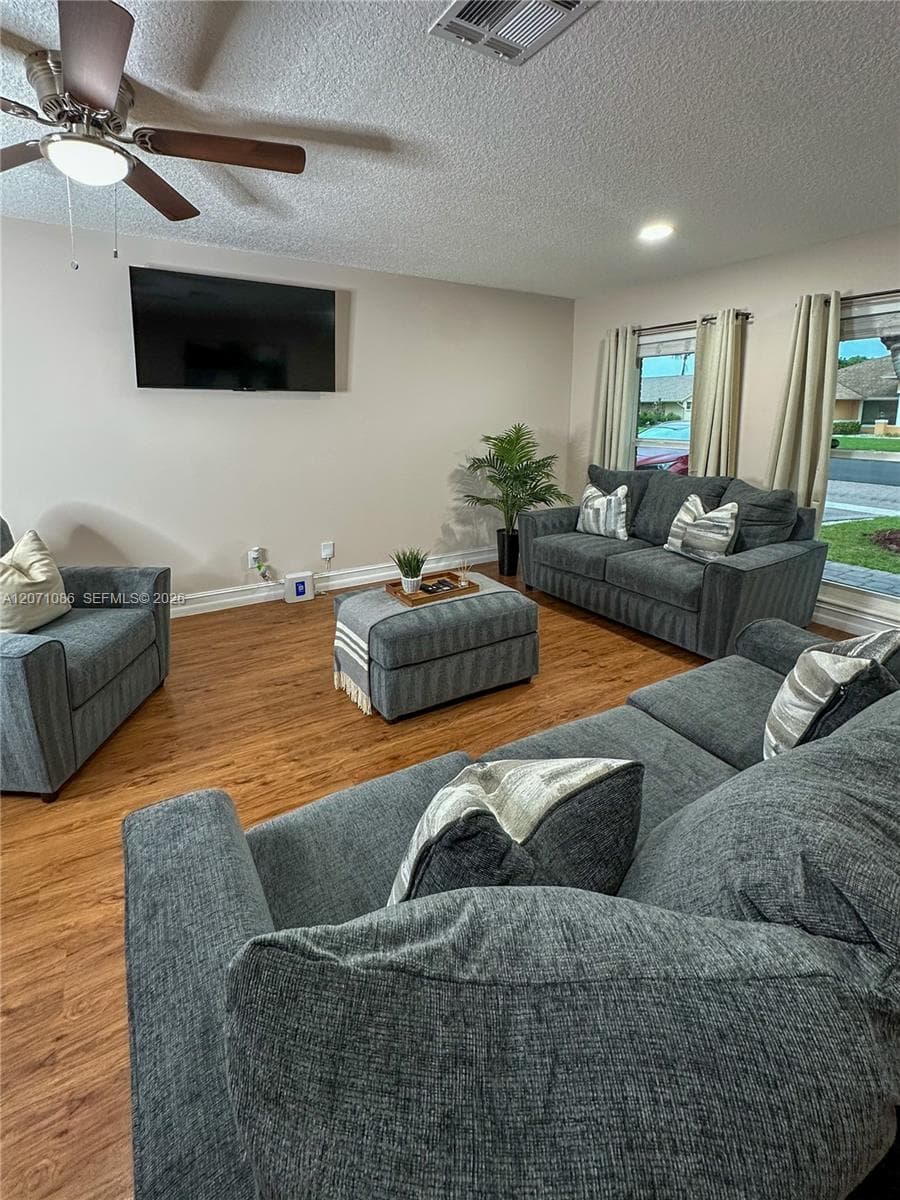 177 Dove Cir, Royal Palm Beach, FL 33411 — zdjęcie 3