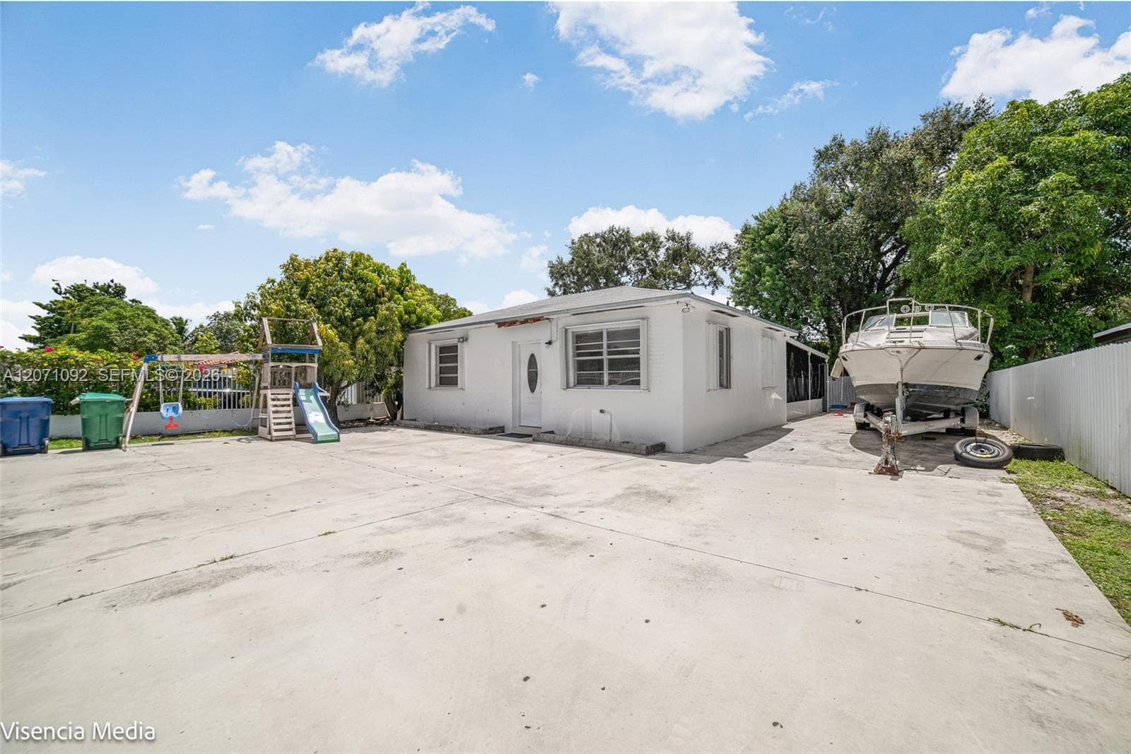 1442 NW 113th Ter, Miami, FL 33167 — zdjęcie 2