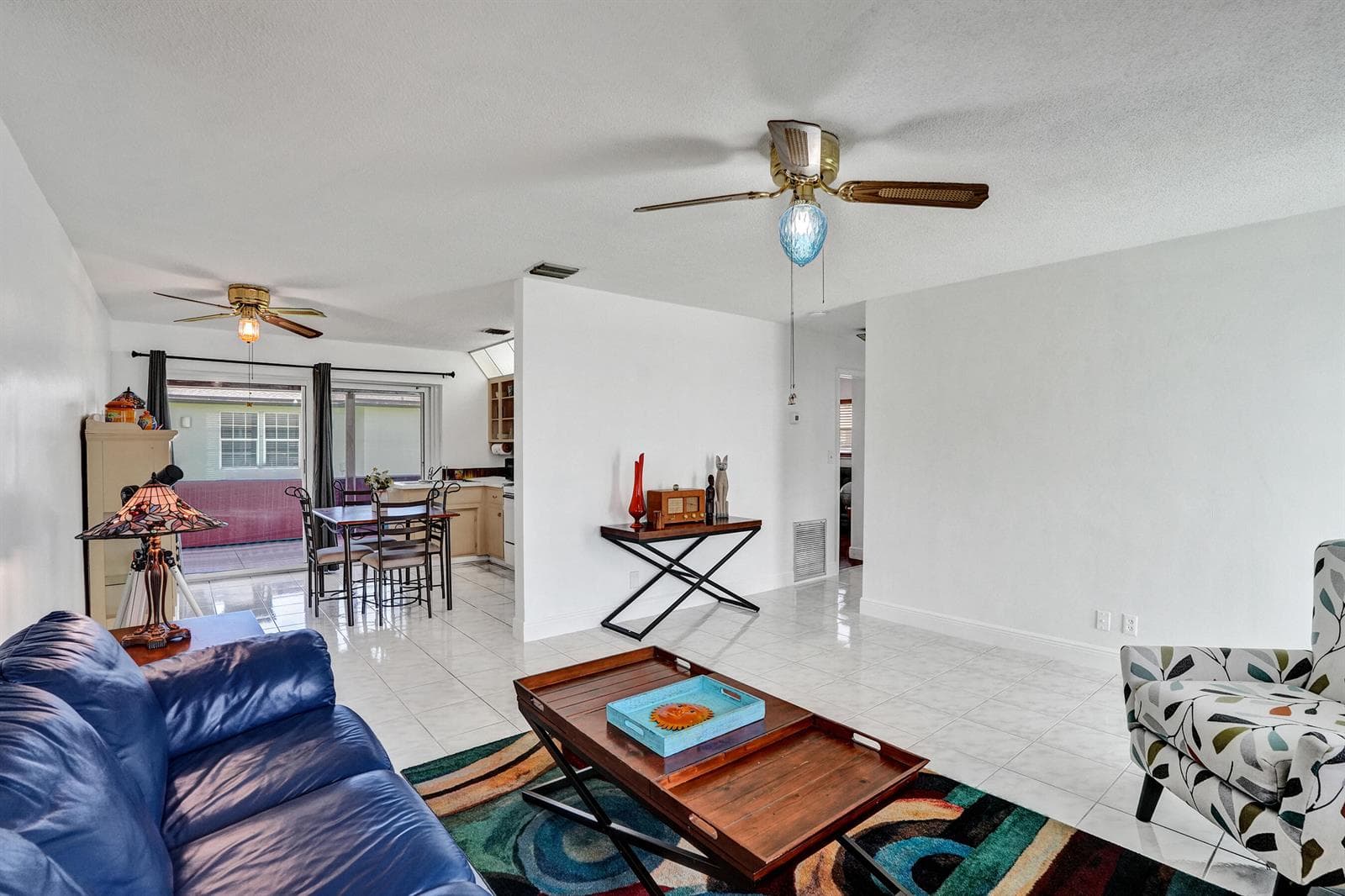4900 NW 27 Terrace, Tamarac, FL 33309 — zdjęcie 4