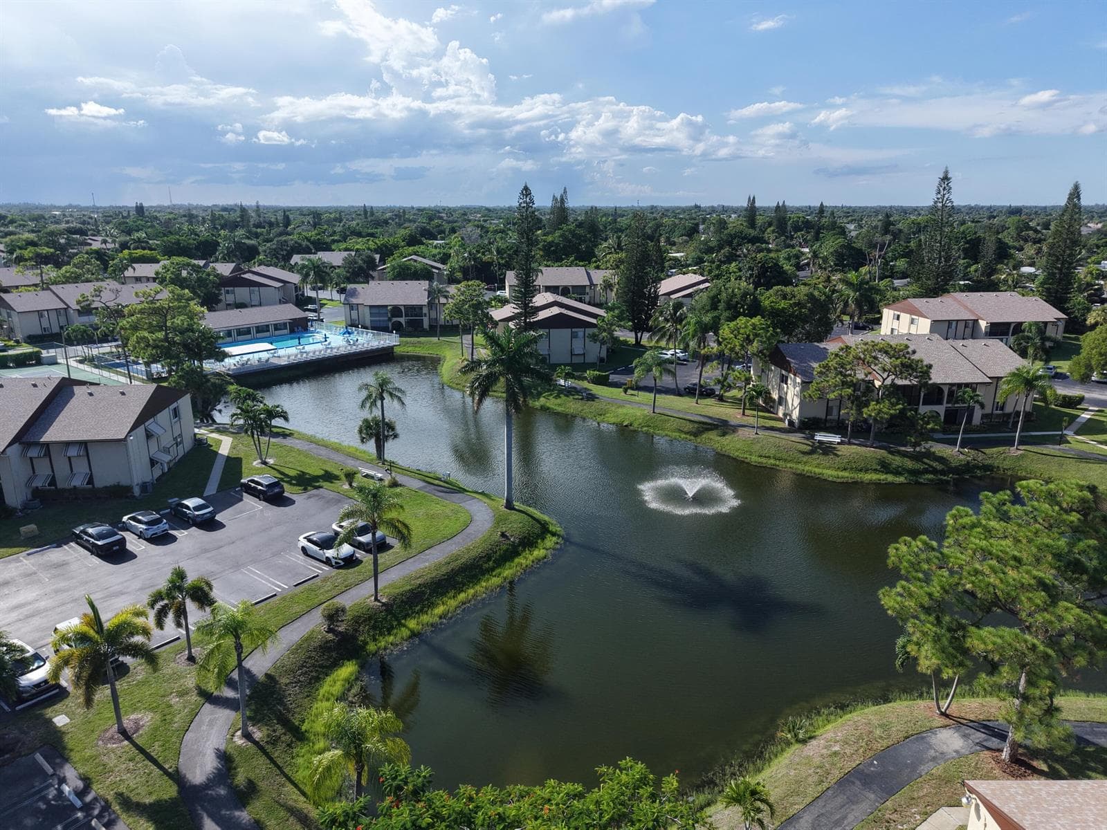 309 Pine Ridge Circle # A-1, FL 33463 — zdjęcie 2