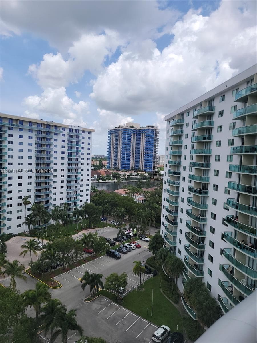 19380 Collins Ave # 1207, Sunny Isles Beach, FL 33160 — zdjęcie 2
