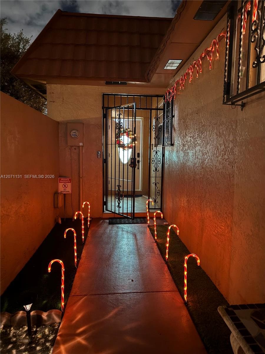 4199 W 18th Ct, Hialeah, FL 33012 — zdjęcie 3