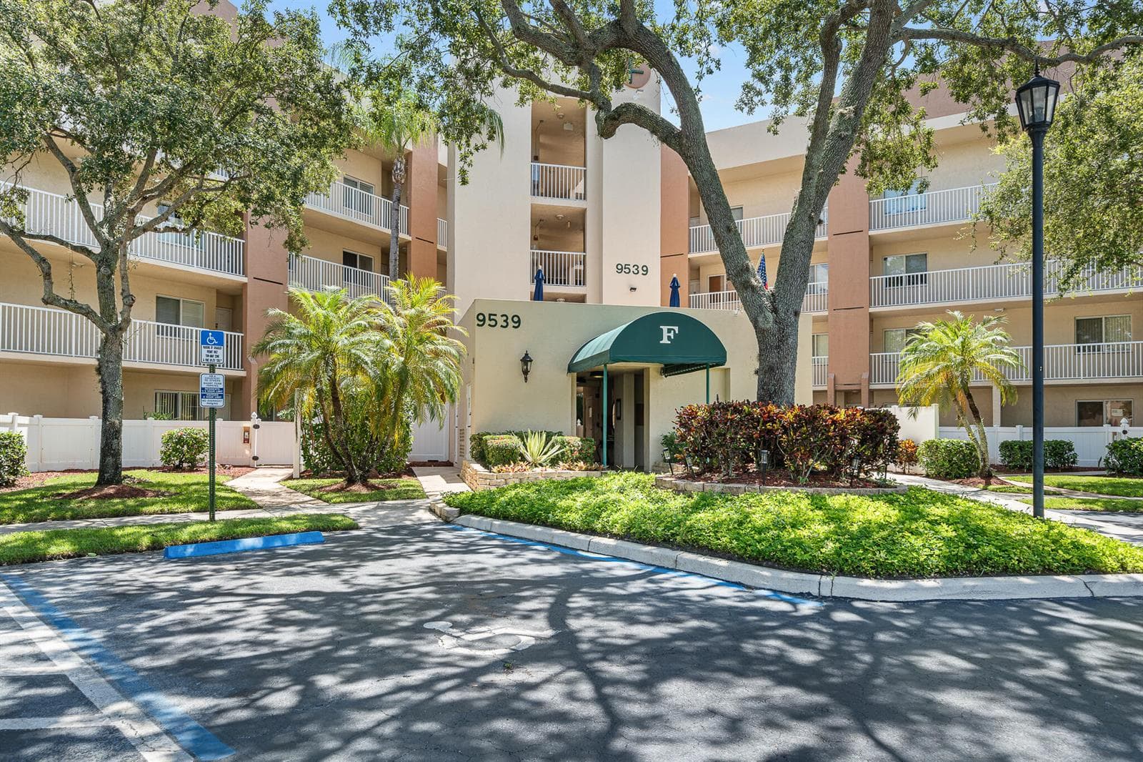 9539 WELDON Circle # F408, Tamarac, FL 33321