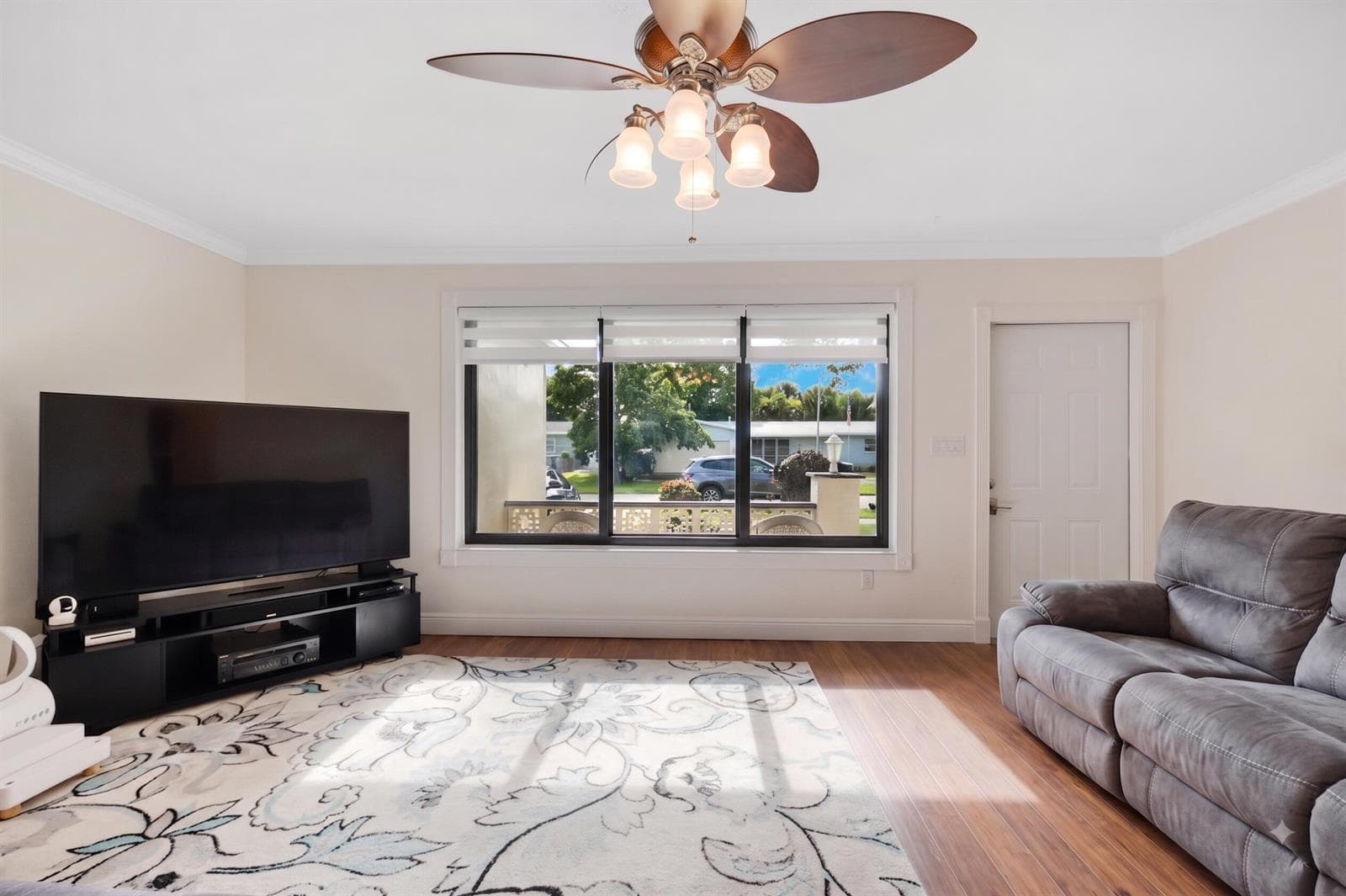 510 NW 93rd Terrace, Pembroke Pines, FL 33024 — zdjęcie 4
