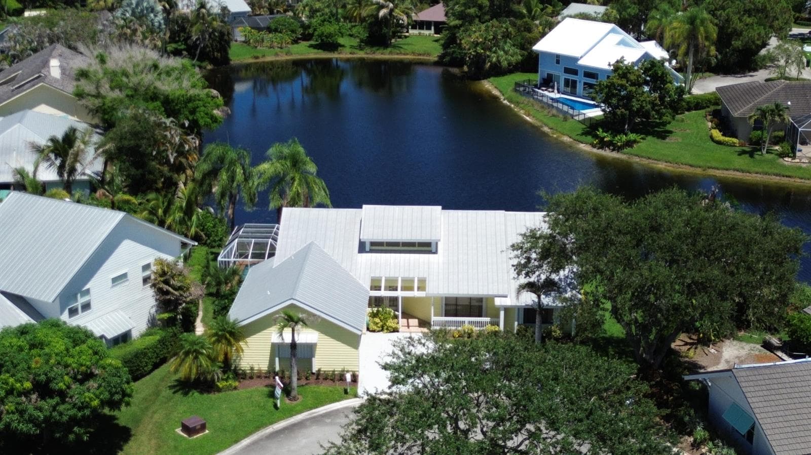 10461 SE AMBERJACK Court, Hobe Sound, FL 33455 — zdjęcie 2
