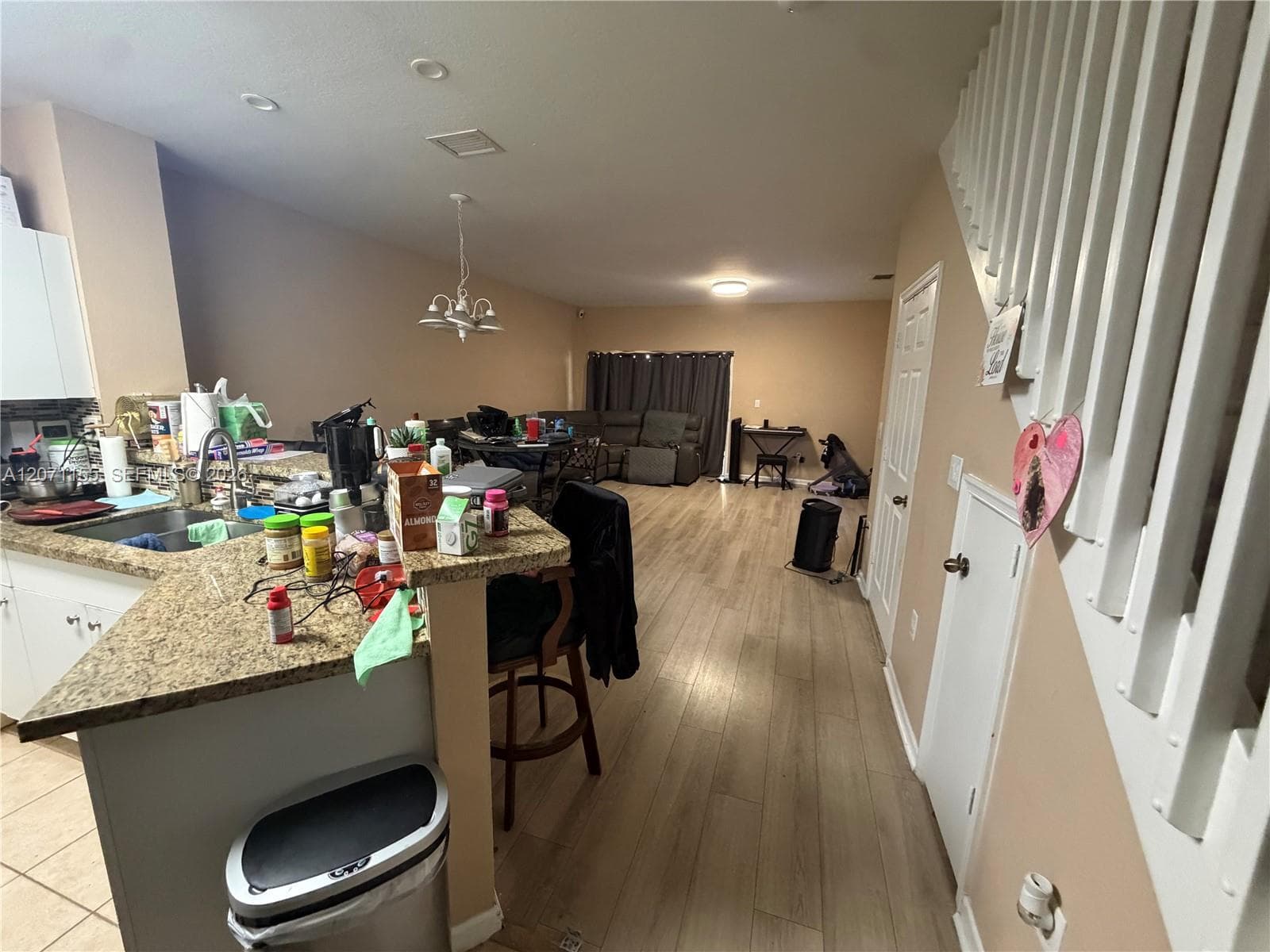550 Saint Tropez Ln, Margate, FL 33068 — zdjęcie 4