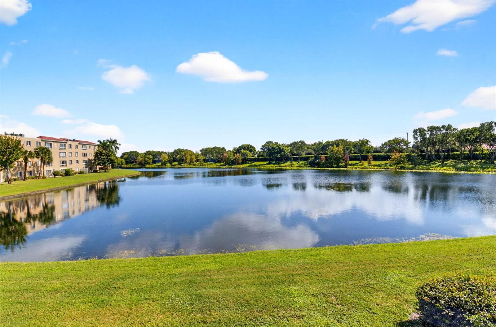 5842 CRYSTAL SHORES Drive # 205, Boynton Beach, FL 33437 — zdjęcie 2