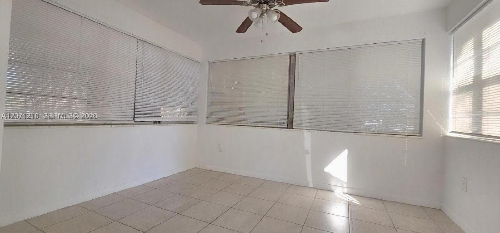 2781 NW 13th Ct, Fort Lauderdale, FL 33311 — zdjęcie 5