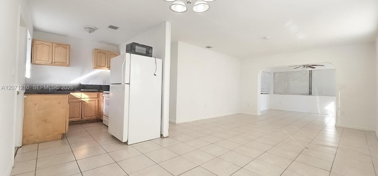 2781 NW 13th Ct, Fort Lauderdale, FL 33311 — zdjęcie 4