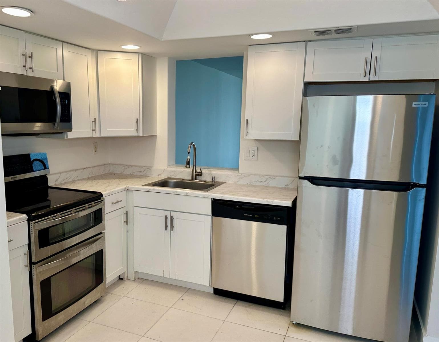 7664 NW 18TH Street # 208, Margate, FL 33063
