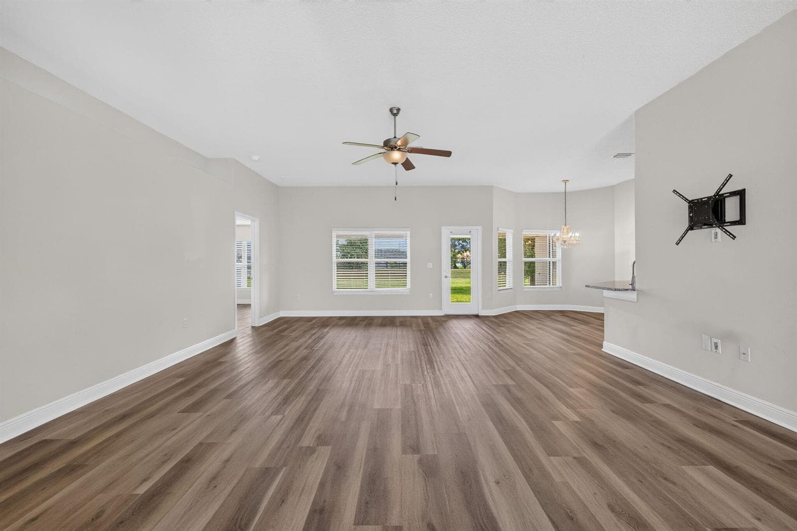 5852 NW Ethel Court, Port St. Lucie, FL 34986 — zdjęcie 4