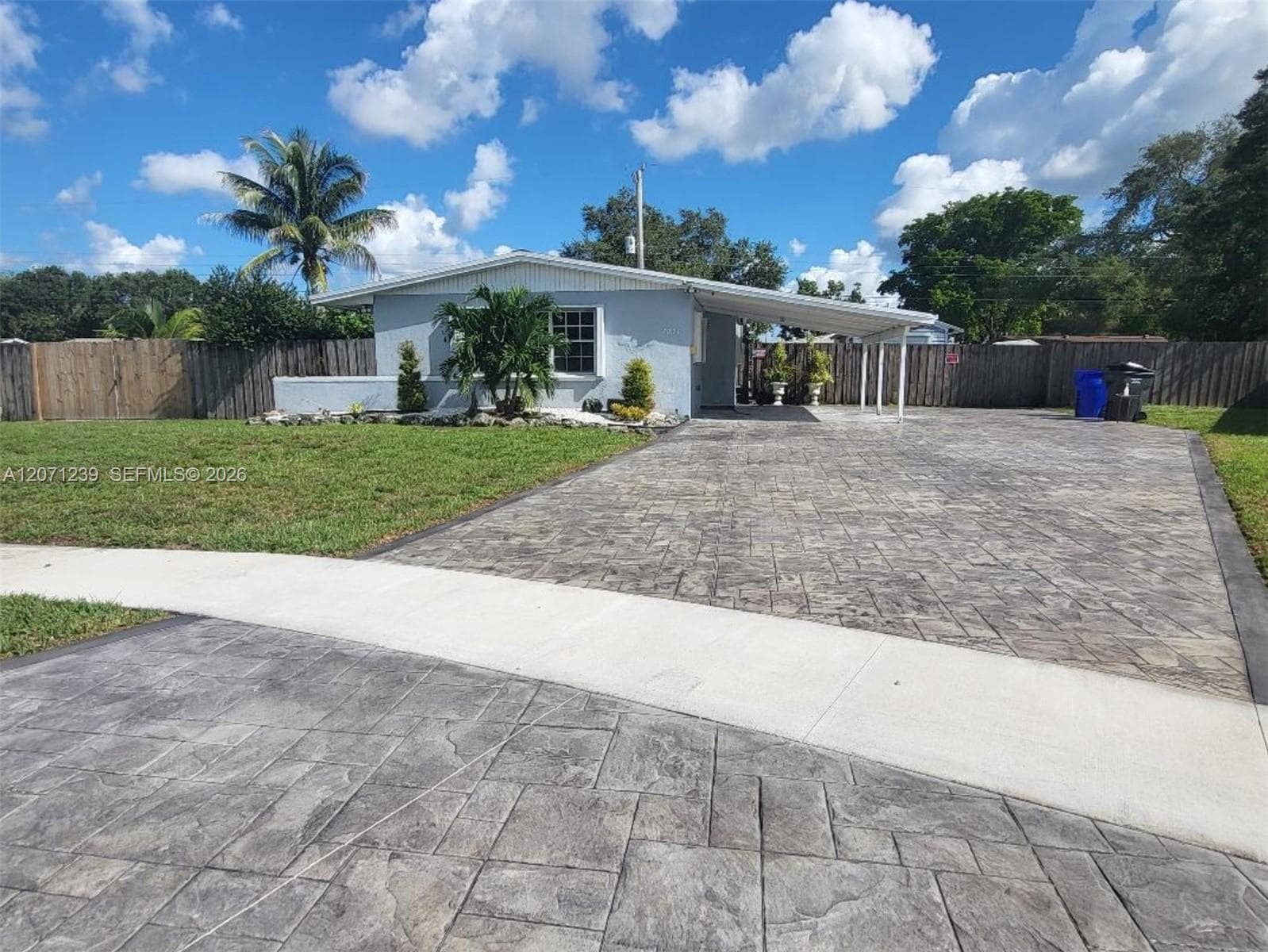 7031 Taylor St, Hollywood, FL 33024