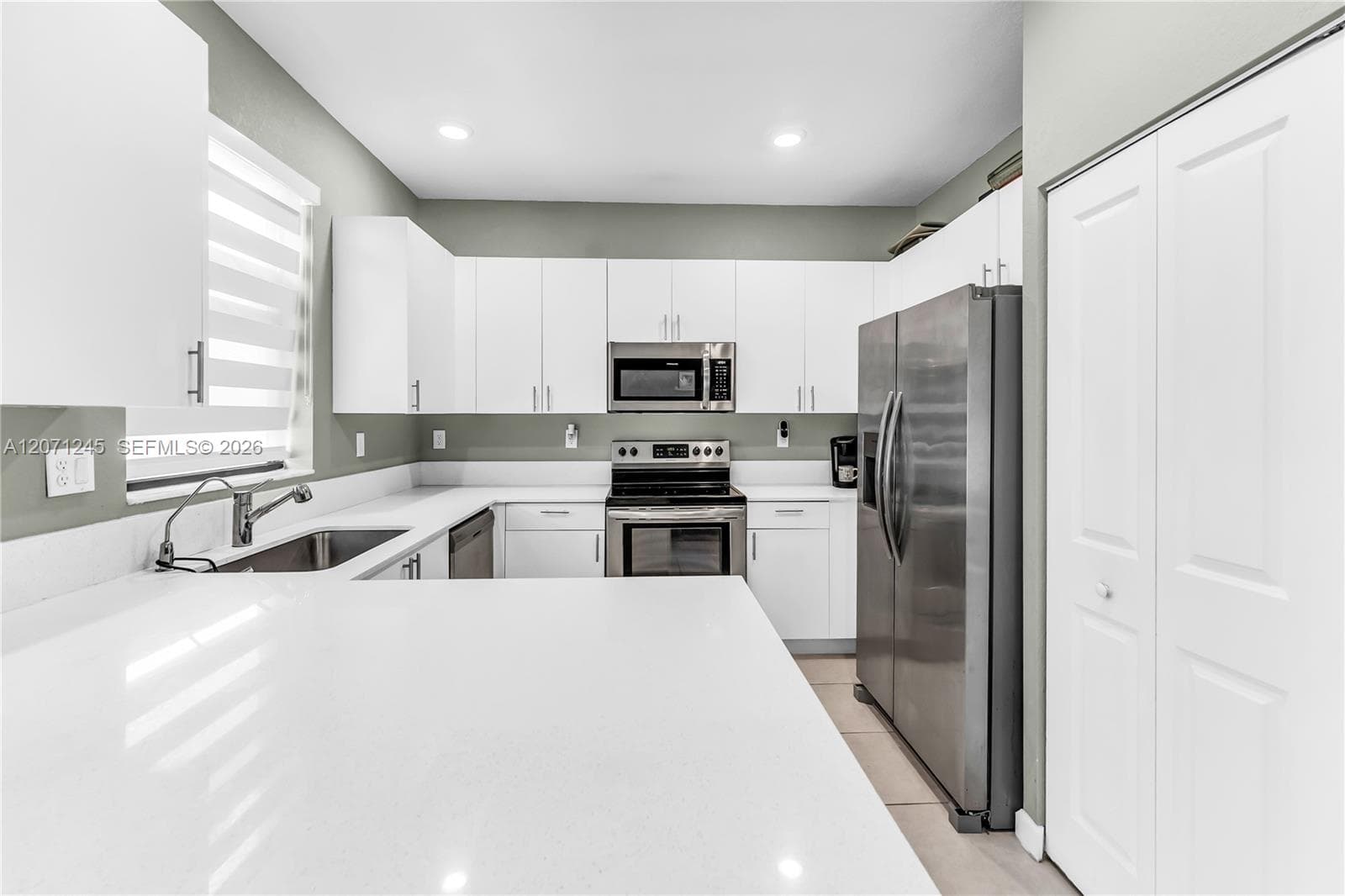 20397 NW 6th Pl, Miami Gardens, FL 33169 — zdjęcie 2