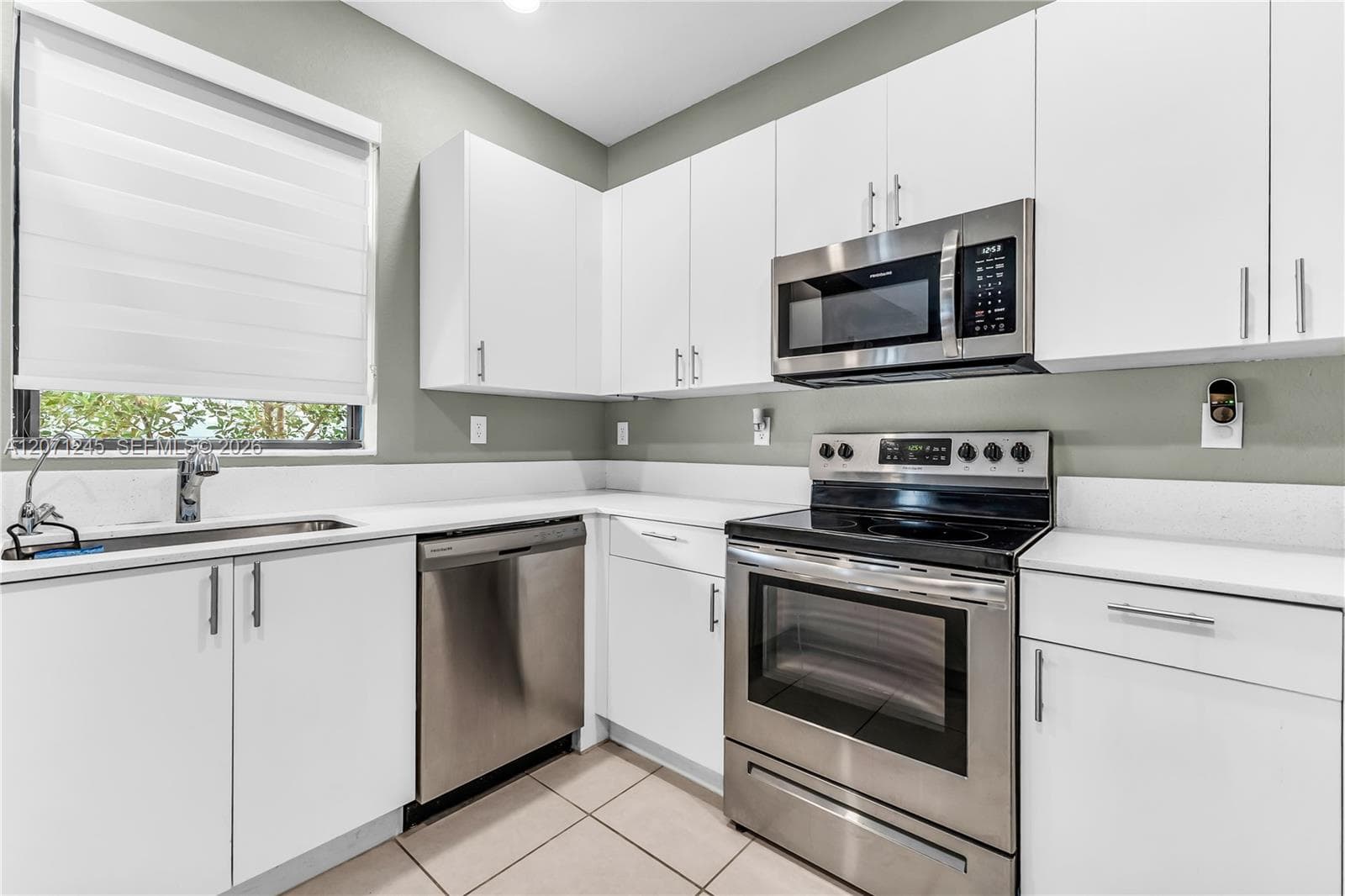 20397 NW 6th Pl, Miami Gardens, FL 33169 — zdjęcie 3