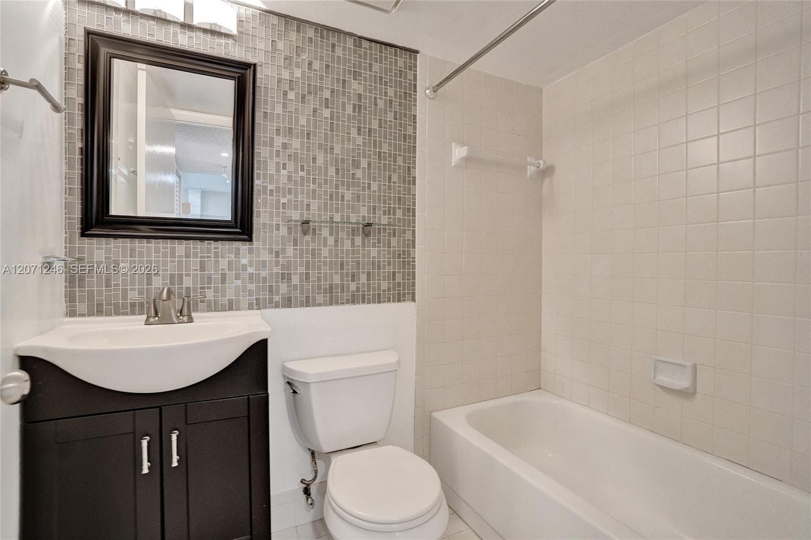 6090 N Sabal Palm Blvd # 208, Tamarac, FL 33319 — zdjęcie 4
