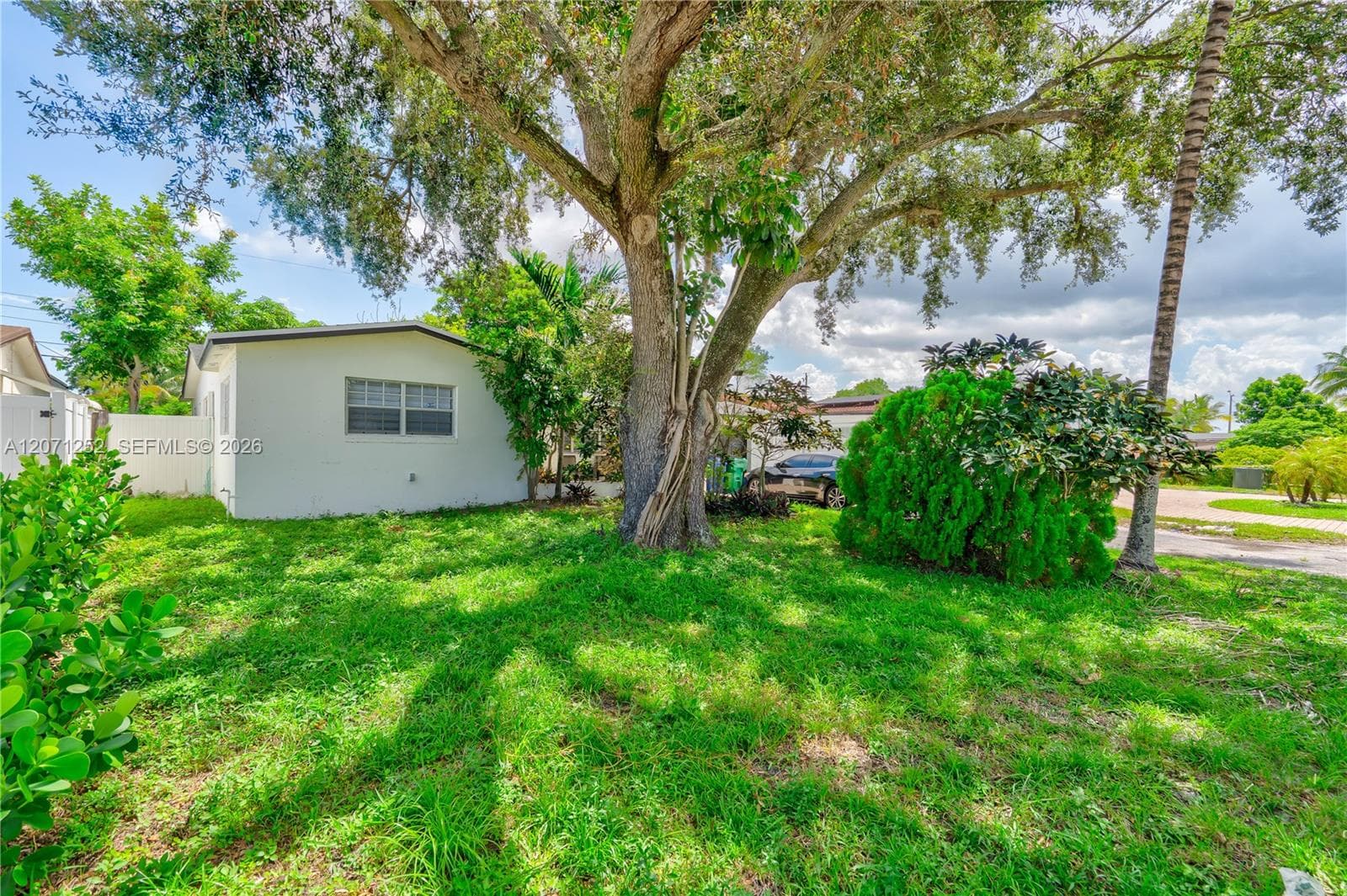7636 Alhambra Blvd, Miramar, FL 33023 — zdjęcie 2