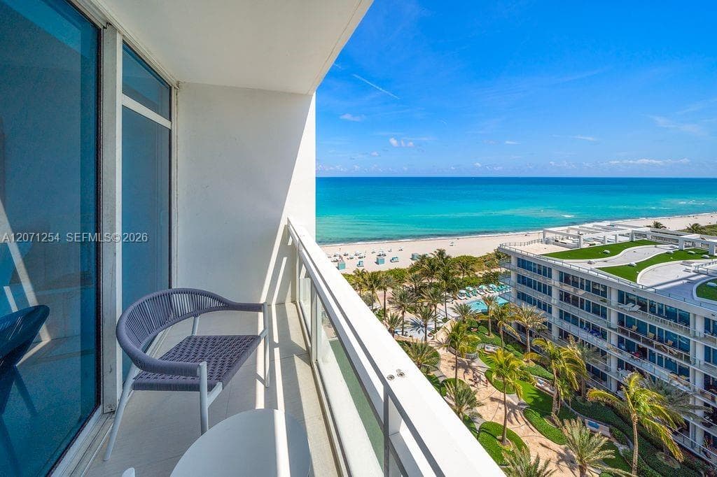 6801 Collins Ave # 1206/1210, Miami Beach, FL 33141