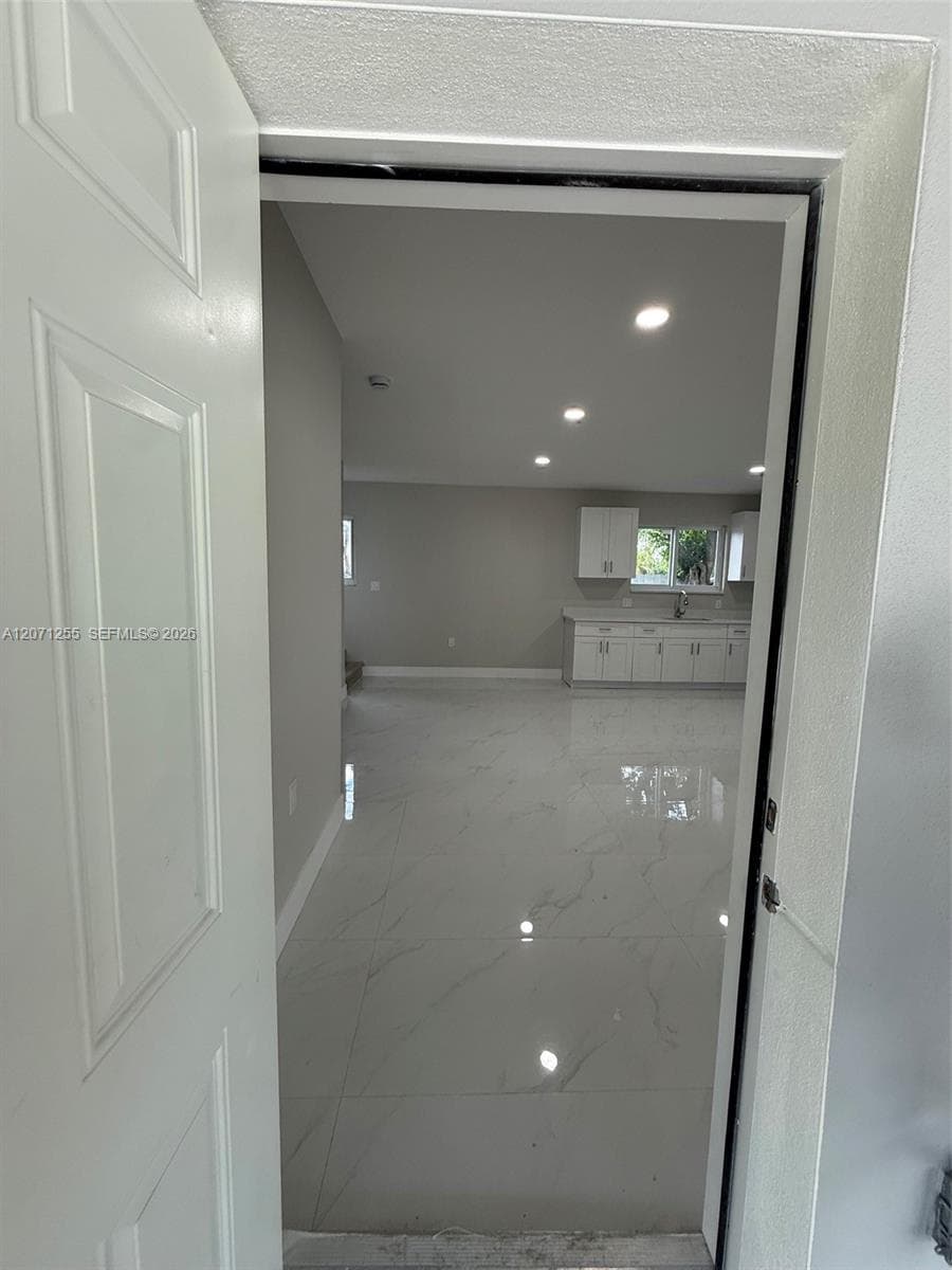 17690 NE 19th Ave # 0, North Miami Beach, FL 33162 — zdjęcie 4
