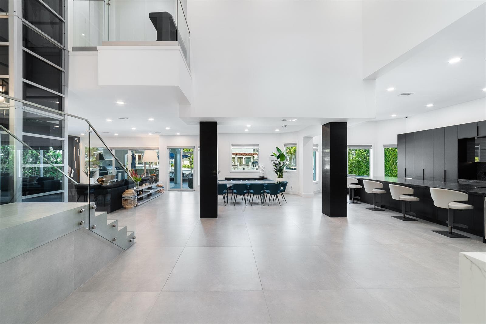767 NE HARBOUR Drive, Boca Raton, FL 33431 — zdjęcie 2
