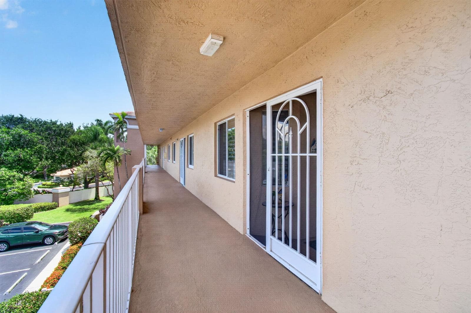 5746 CRYSTAL SHORES Drive # 303, Boynton Beach, FL 33437 — zdjęcie 3