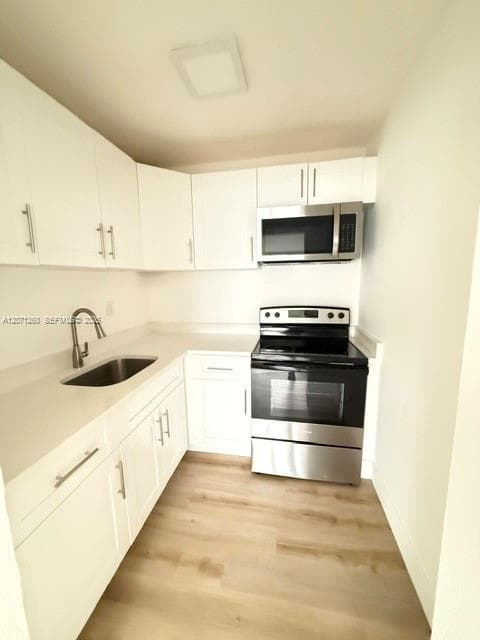 401 SE 10th St # rear, Hallandale Beach, FL 33009 — zdjęcie 3