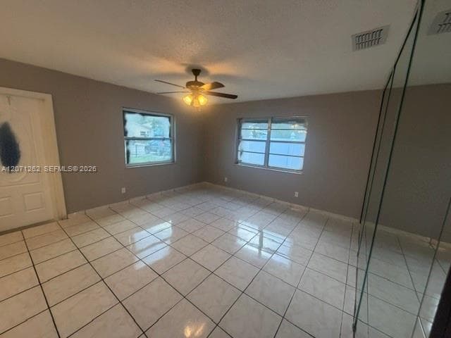 2571 NW 5th St, Pompano Beach, FL 33069 — zdjęcie 4