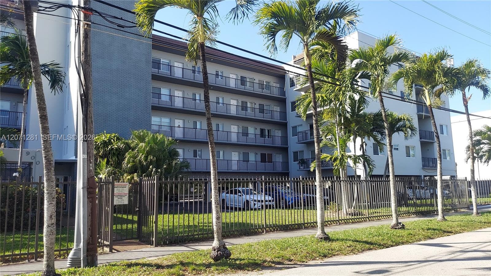 900 SW 84th Ave # 301E, Miami, FL 33144