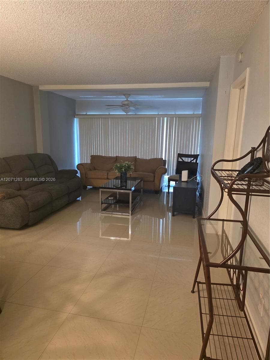 5830 NW 64th Ave # 101, Tamarac, FL 33319 — zdjęcie 5