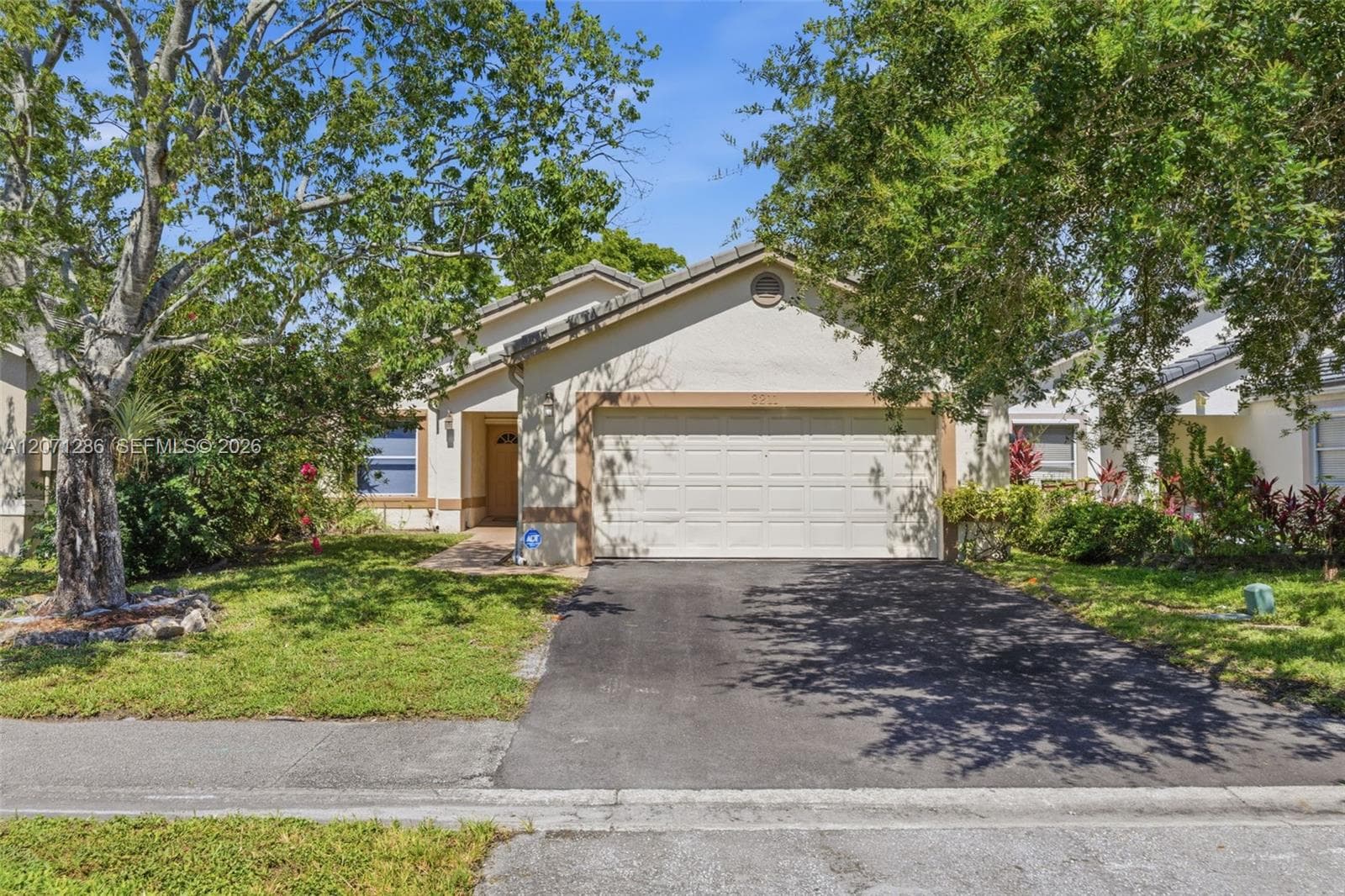 3211 NW 123 Ave, Coral Springs, FL 33065 — zdjęcie 2