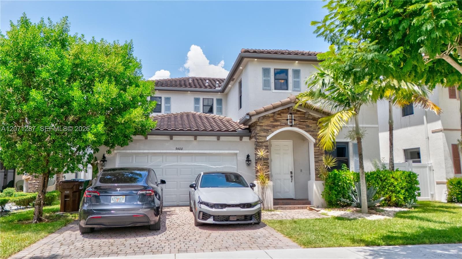 9400 W 35th Ln, Hialeah, FL 33018