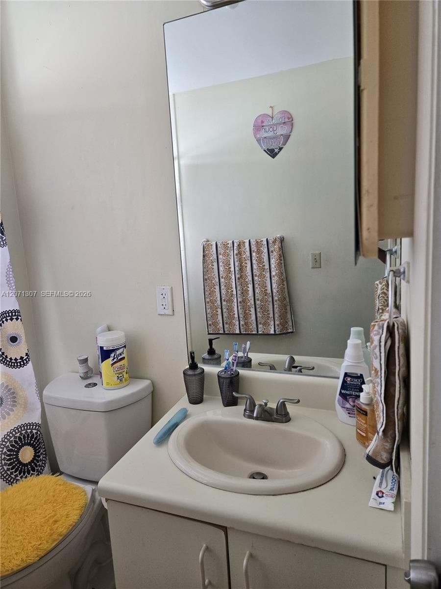 818 E Palm Run Dr, North Lauderdale, FL 33068 — zdjęcie 3