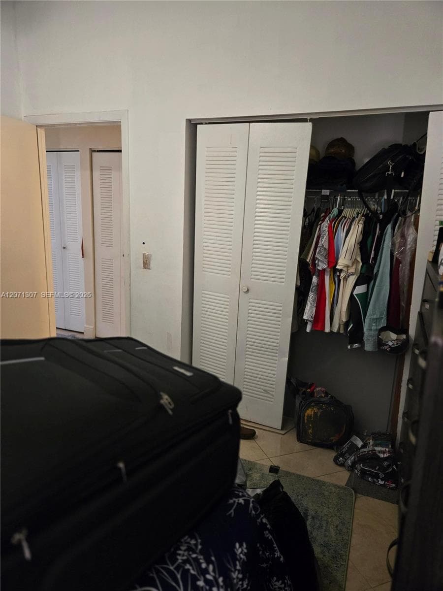 818 E Palm Run Dr, North Lauderdale, FL 33068 — zdjęcie 5