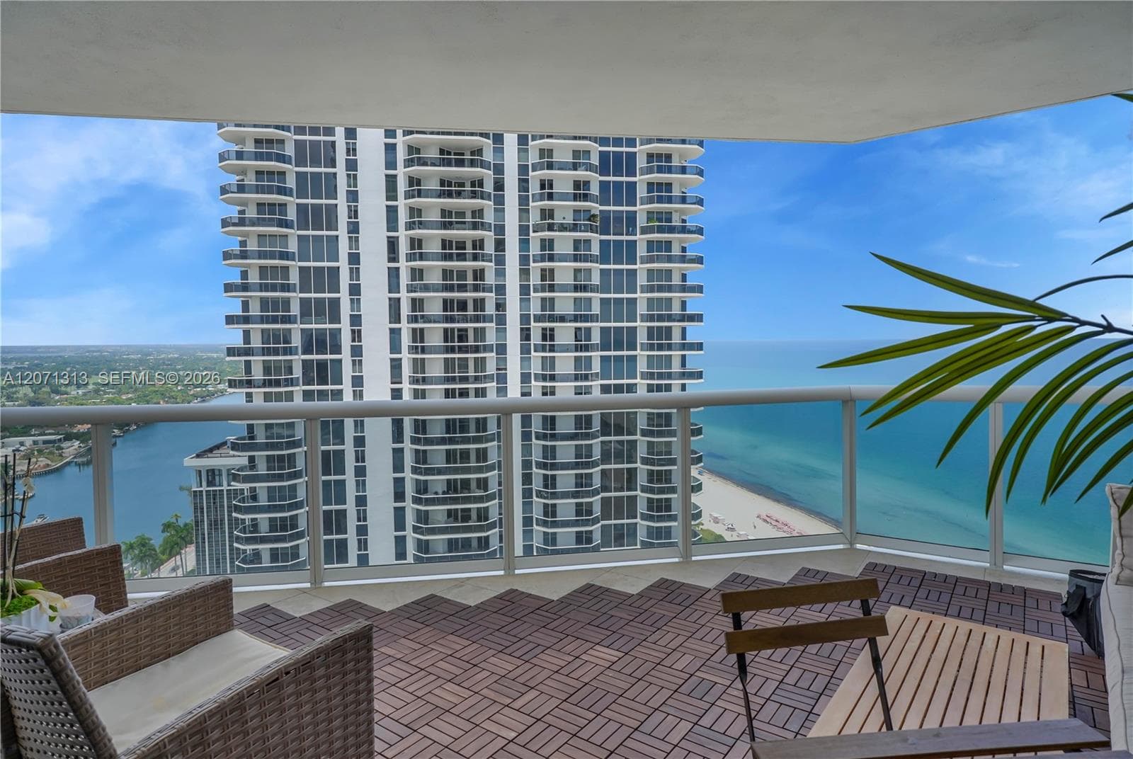 4775 Collins Ave # 2908, Miami Beach, FL 33140