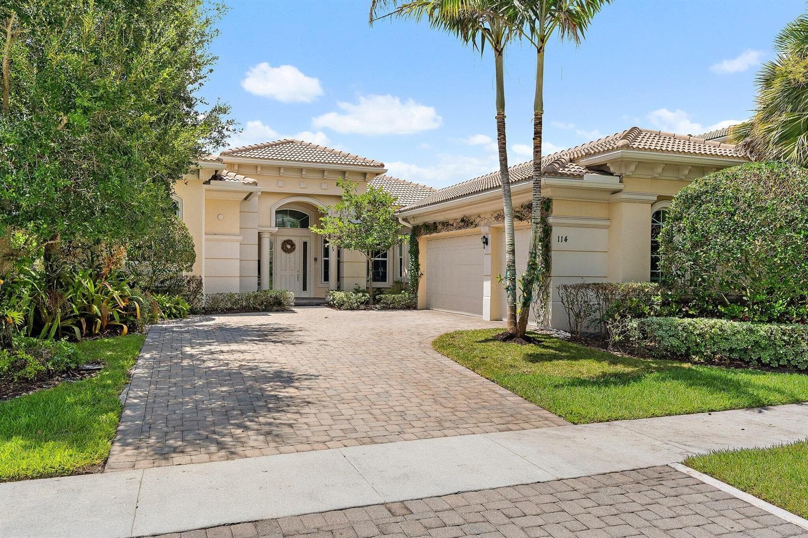 114 Carmela Court, Jupiter, FL 33478 — zdjęcie 2