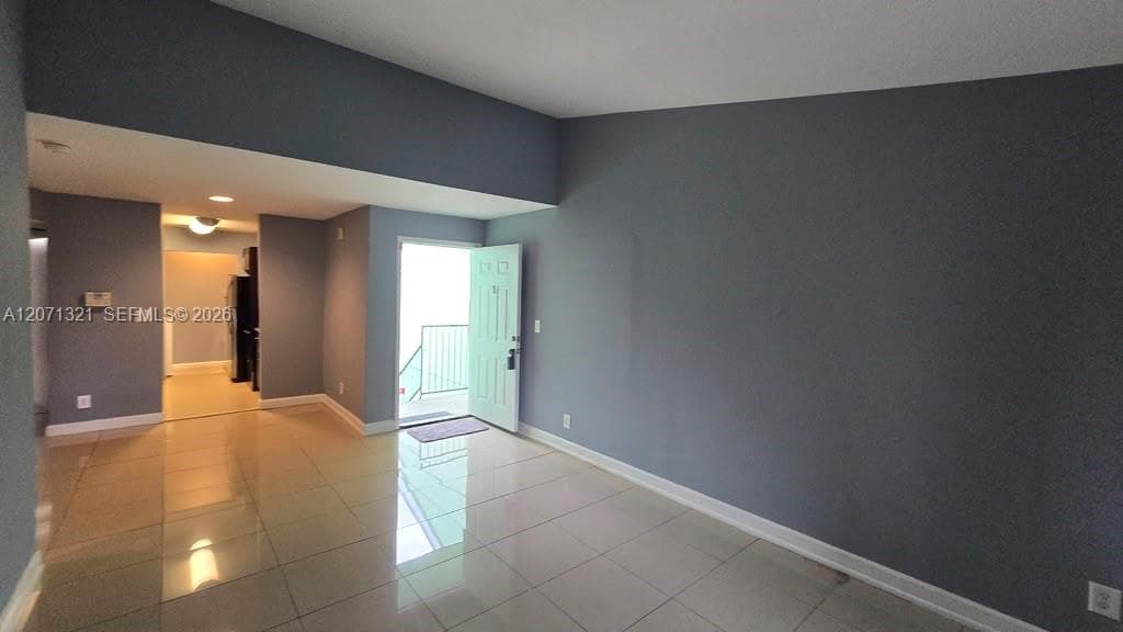 8787 NW 39th St, Sunrise, FL 33351 — zdjęcie 2
