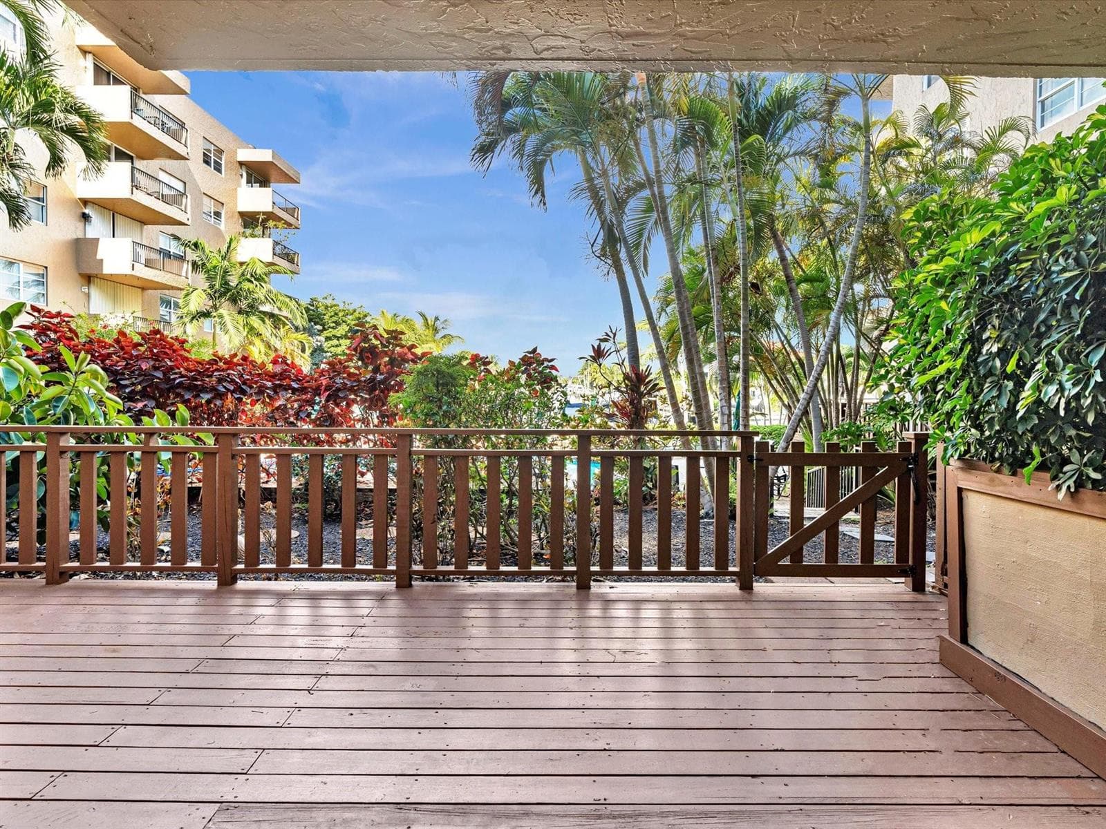 1421 S OCEAN Boulevard # 116, Pompano Beach, FL 33062 — zdjęcie 2