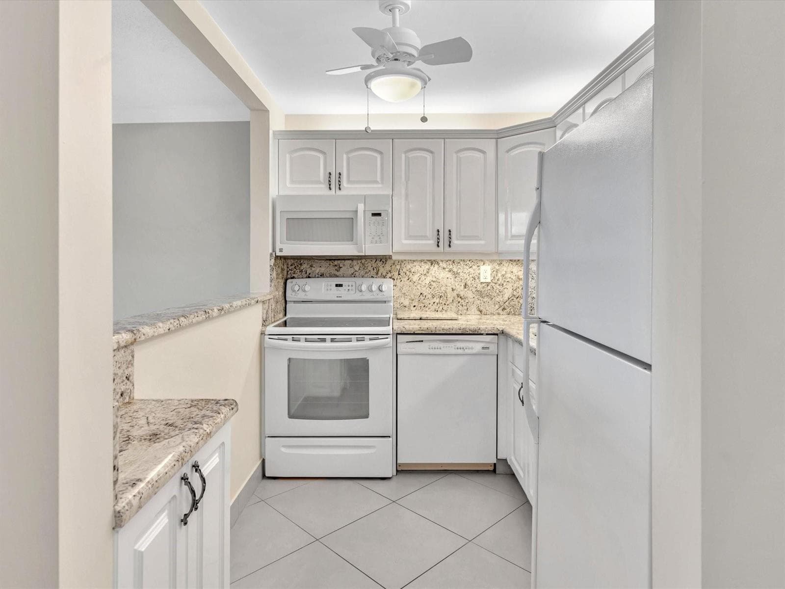 1421 S OCEAN Boulevard # 116, Pompano Beach, FL 33062 — zdjęcie 3