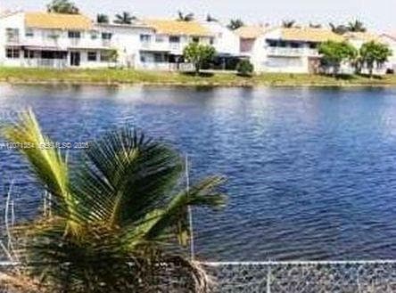 6991 NW 169th Ter, Miami Lakes, FL 33015