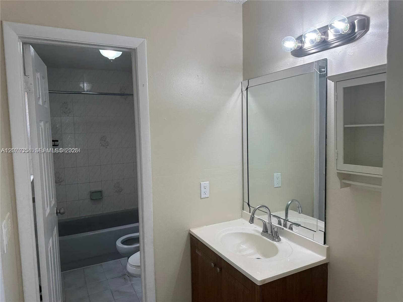 6991 NW 169th Ter, Miami Lakes, FL 33015 — zdjęcie 4