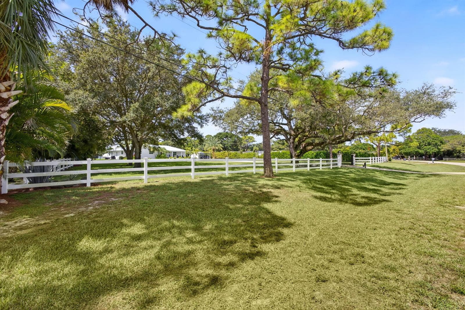 4628 SQUARE LAKE Drive, Palm Beach Gardens, FL 33418 — zdjęcie 3